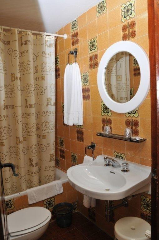 Hotel Restaurante Las Galias Zuera Bilik gambar